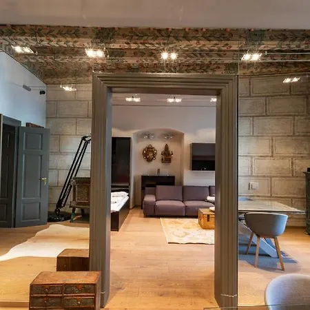 Apartment Mostecka *