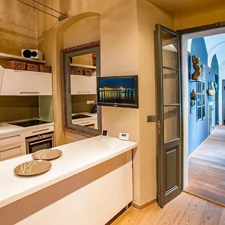 Appartement Mostecka *
