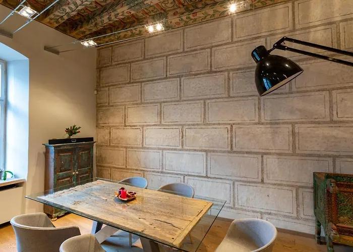 Mostecka Apartament *
